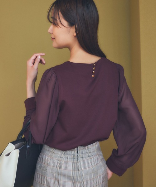 Andemiu（アンデミュウ）の「ソデフハクボートネックカットソー167391（Tシャツ/カットソー・レディース・ブラック/ベージュ/ブルー/ボルドー・FREE）」の4枚目の写真