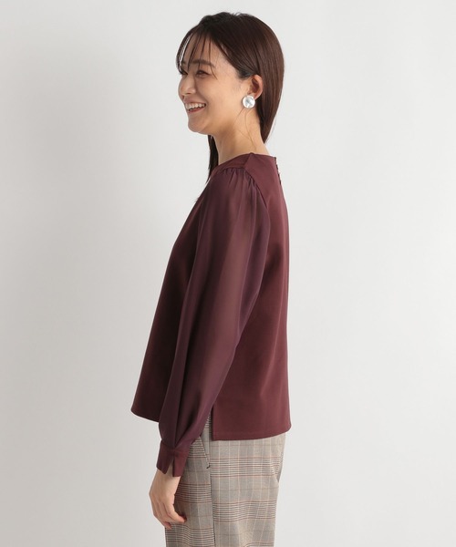 Andemiu（アンデミュウ）の「ソデフハクボートネックカットソー167391（Tシャツ/カットソー・レディース・ブラック/ベージュ/ブルー/ボルドー・FREE）」の8枚目の写真