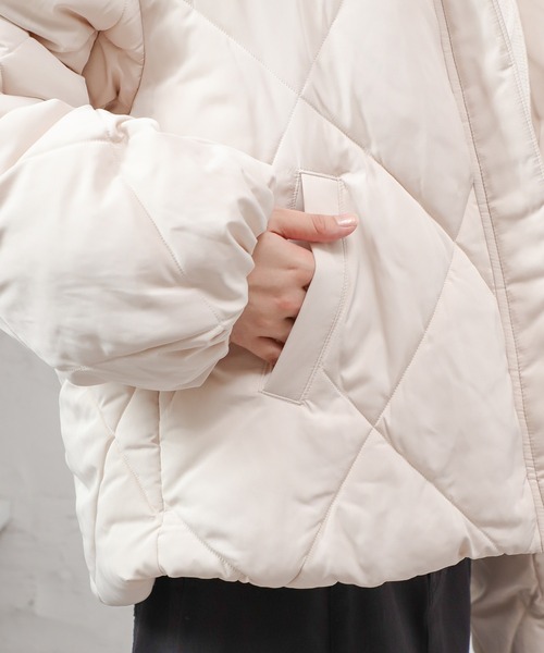 Honeys(ハニーズ)の「キルトファイバーダウン(ダウンジャケット/コート・レディース・ブラック/ピンク/ベージュ・S/M/L/LL)」の21枚目の写真