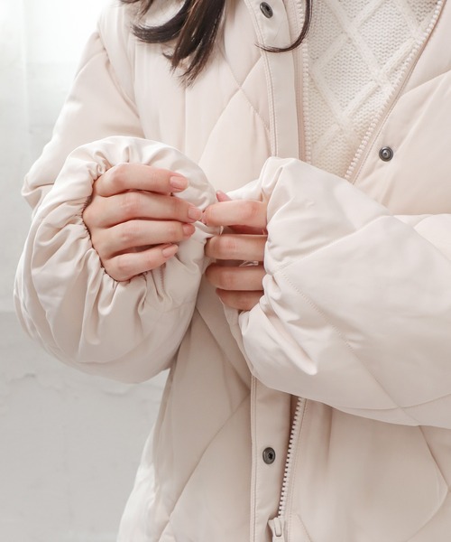 Honeys(ハニーズ)の「キルトファイバーダウン(ダウンジャケット/コート・レディース・ブラック/ピンク/ベージュ・S/M/L/LL)」の13枚目の写真