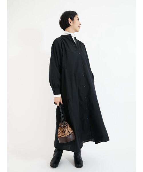 Lugnoncure(ルノンキュール)の「タイプライター脇ティアードワンピース(ワンピース・レディース・ブラック/ベージュ/ネイビー・フリ-)」の14枚目の写真