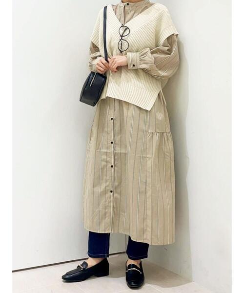 Lugnoncure(ルノンキュール)の「タイプライター脇ティアードワンピース(ワンピース・レディース・ブラック/ベージュ/ネイビー・フリ-)」の22枚目の写真