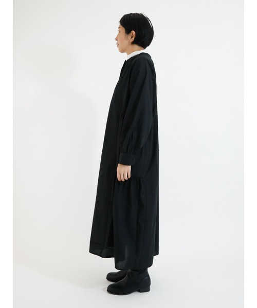 Lugnoncure(ルノンキュール)の「タイプライター脇ティアードワンピース(ワンピース・レディース・ブラック/ベージュ/ネイビー・フリ-)」の6枚目の写真