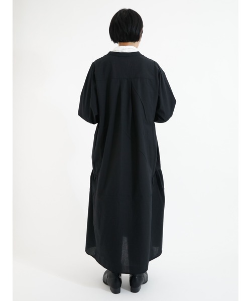 Lugnoncure(ルノンキュール)の「タイプライター脇ティアードワンピース(ワンピース・レディース・ブラック/ベージュ/ネイビー・フリ-)」の7枚目の写真