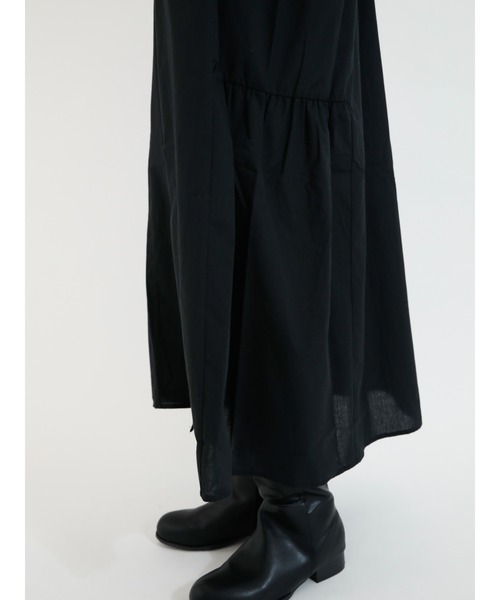 Lugnoncure(ルノンキュール)の「タイプライター脇ティアードワンピース(ワンピース・レディース・ブラック/ベージュ/ネイビー・フリ-)」の11枚目の写真