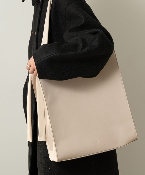 Amiur（エミレ）の「leather handle link bag（ハンドバッグ・レディース・ブラック/アイボリー/キャメル・FREE）」の16枚目の写真