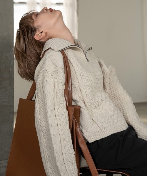 Amiur（エミレ）の「leather handle link bag（ハンドバッグ・レディース・ブラック/アイボリー/キャメル・FREE）」の11枚目の写真