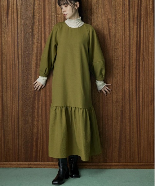 ELENCARE DUE（エレンカーレデュエ）の「・ELENCARE DUE バルーンスリーブワンピース（ワンピース・レディース・カーキ/ベージュ/ブラック・FREE）」の3枚目の写真