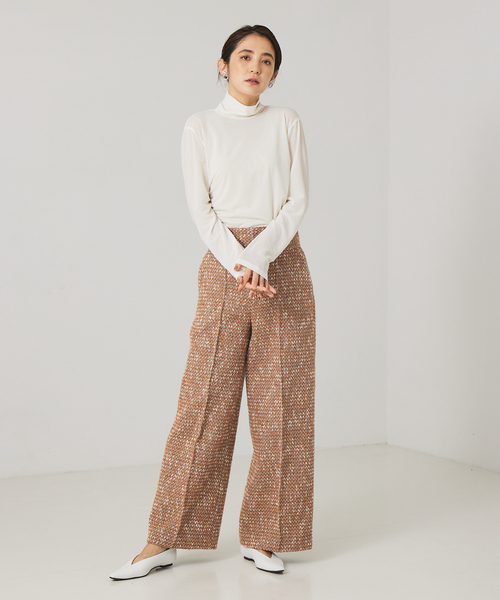 qualite（カリテ）の「シアタートルカットソー（Tシャツ/カットソー・レディース・オフホワイト/ブラック・フリー）」の4枚目の写真