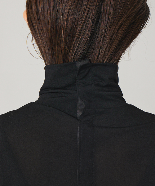 qualite（カリテ）の「シアタートルカットソー（Tシャツ/カットソー・レディース・オフホワイト/ブラック・フリー）」の9枚目の写真