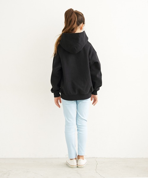 coca（coca）（コカ）の「【WEB限定セール】キッズ 親子お揃い裏起毛フーディー（スウェット・キッズ・ブルー/グレー/チャコールグレー/ブラック/ライトグレー/ネイビー/アイボリー・100/110/120/130/140）」の8枚目の写真