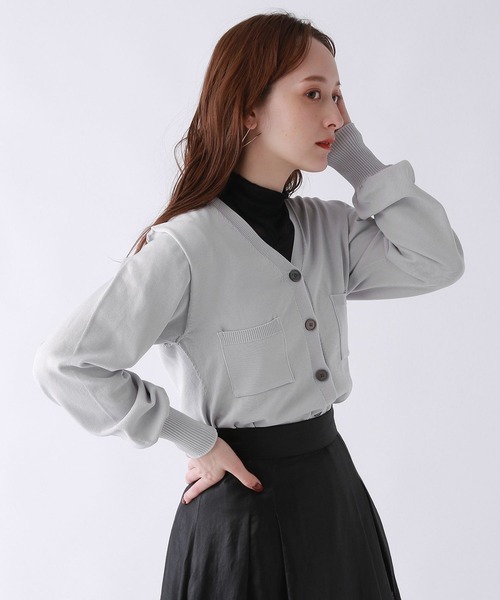 BABYLONE(バビロン)の「高橋夏果さんコラボアイテム / ホールガーメントフレアニット(カーディガン/ボレロ・レディース・ダークネイビー/ライトグレー・フリー)」の7枚目の写真