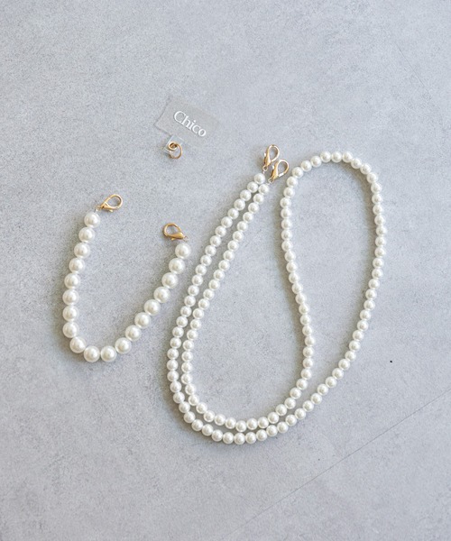 Chico（チコ）の「パールスマホショルダーストラップ（スマホグッズ・レディース・ホワイト/シルバー・FREE）」の7枚目の写真