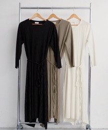 Isn't She?（イズントシー）の「アレンジワンピース（ワンピース）」