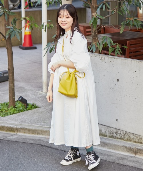 Actually（アクチュアリー）の「フェイクレザー 巾着2wayショルダー（ショルダーバッグ・レディース・ブラック/シルバー/イエロー/ベージュ/カーキ・フリー）」の14枚目の写真