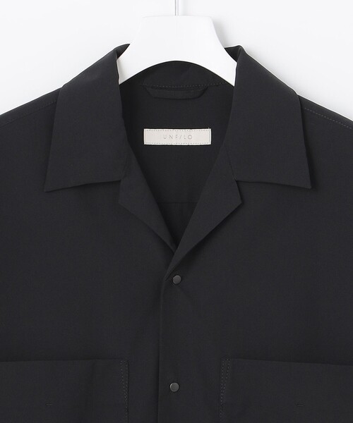 UNFILO(アンフィーロ)の「FINE MOVE オープンカラーシャツ(シャツ/ブラウス・メンズ・ブラック系/ベージュ系・X-LARGE/SMALL/LARGE/MEDIUM)」の17枚目の写真