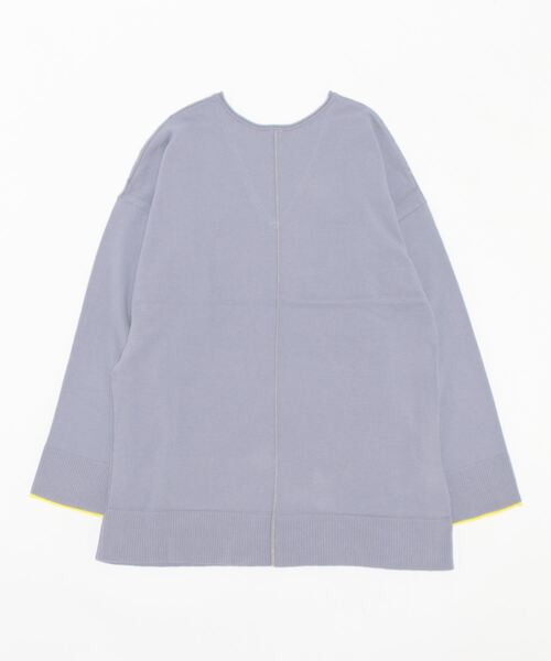 Q（キュー）の「サイドスリットVネックニット（ニット/セーター・レディース・ラベンダー/チャコールグレー・MEDIUM）」の13枚目の写真