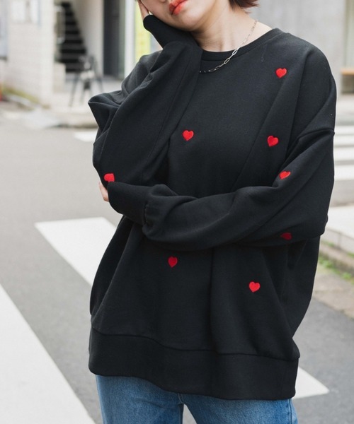 WEGO(ウィゴー)の「WEGO/総柄刺繍スウェット(スウェット・レディース・ブラック/グレー系その他/ブルー/ホワイト/パープル/杢グレー・FREE)」の3枚目の写真