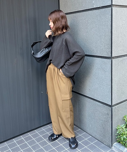 feepur（フェピュール）の「【ハンドウォッシャブル】サーマルライクオーバーニット（ニット/セーター・レディース・オレンジ/ブルー/ブラック/オフホワイト/ピンク・MEDIUM）」の15枚目の写真