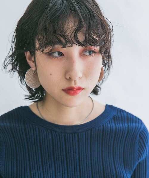KBF(ケイビーエフ)の「ボリュームサークルメタルイヤリング(イヤリング・レディース・シルバー/ゴールド・ONE)」の12枚目の写真