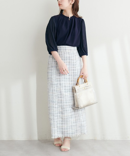 natural couture(ナチュラルクチュール)の「プリーツスリーブきれいめブラウス(シャツ/ブラウス・レディース・ネイビー/ベージュ/オフホワイト/ミント/イエロー・FREE)」の7枚目の写真