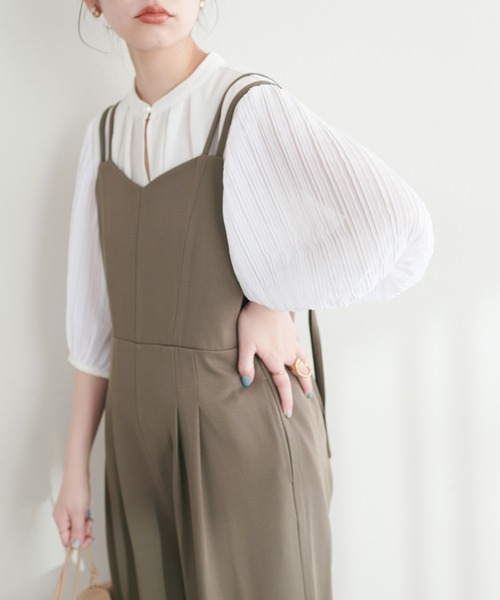 natural couture(ナチュラルクチュール)の「プリーツスリーブきれいめブラウス(シャツ/ブラウス・レディース・ネイビー/ベージュ/オフホワイト/ミント/イエロー・FREE)」の14枚目の写真