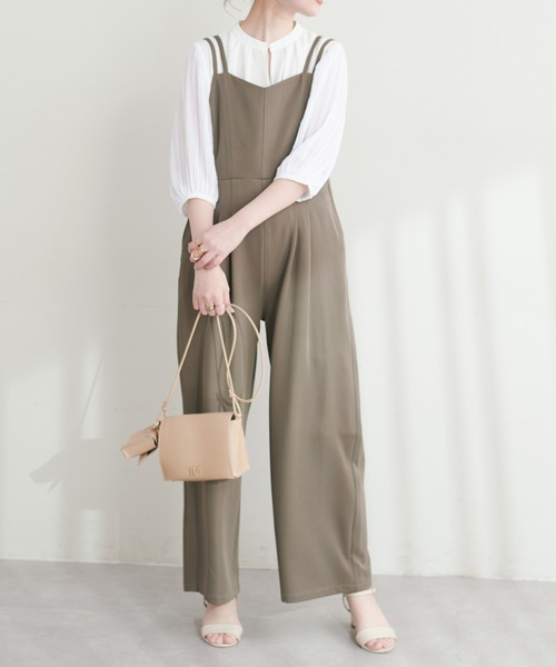 natural couture(ナチュラルクチュール)の「プリーツスリーブきれいめブラウス(シャツ/ブラウス・レディース・ネイビー/ベージュ/オフホワイト/ミント/イエロー・FREE)」の17枚目の写真