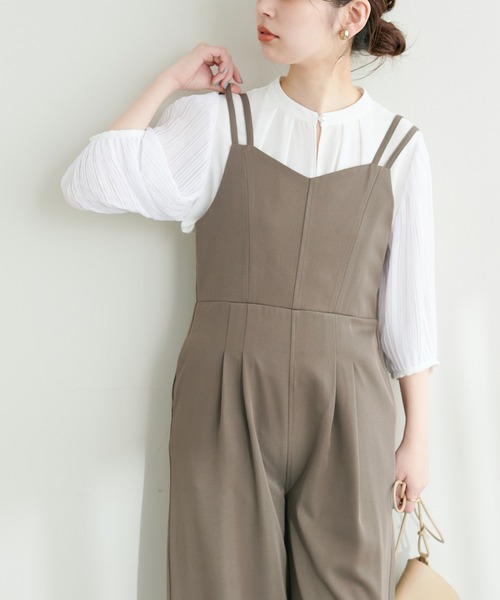 natural couture(ナチュラルクチュール)の「プリーツスリーブきれいめブラウス(シャツ/ブラウス・レディース・ネイビー/ベージュ/オフホワイト/ミント/イエロー・FREE)」の15枚目の写真
