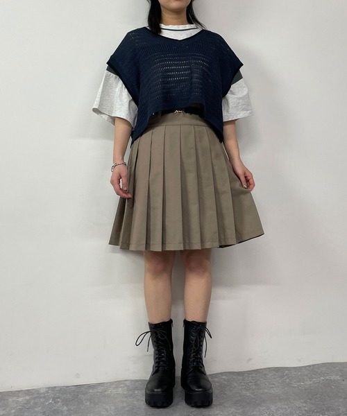 179/WG（イチナナキュウダブルジー）の「透かし編みラインベスト（ベスト・レディース・オフホワイト/ネイビー/ベージュ・FREE）」の18枚目の写真