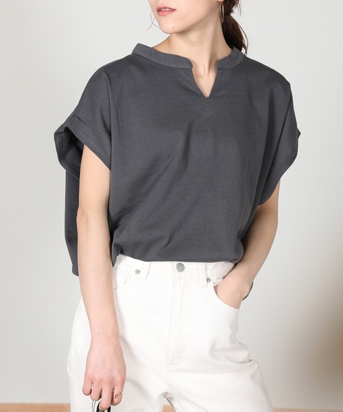 aity（アイティ）の「ヘンリーネックノースリーブ（Tシャツ/カットソー・レディース・パープル/チャコール/モカ/ブラック/アイボリー/ワイン・M）」の3枚目の写真