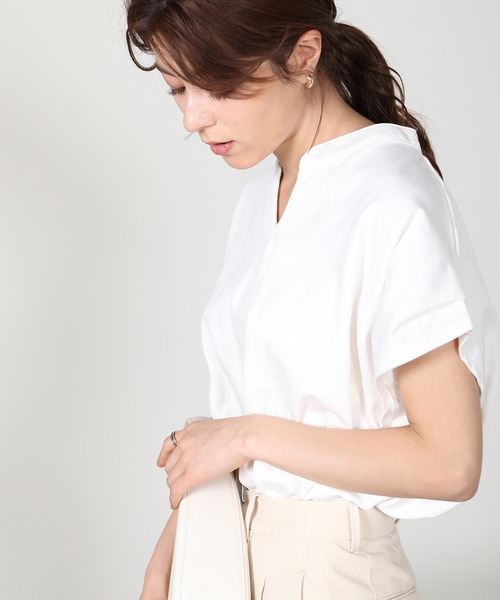 aity（アイティ）の「ヘンリーネックノースリーブ（Tシャツ/カットソー・レディース・パープル/チャコール/モカ/ブラック/アイボリー/ワイン・M）」の18枚目の写真