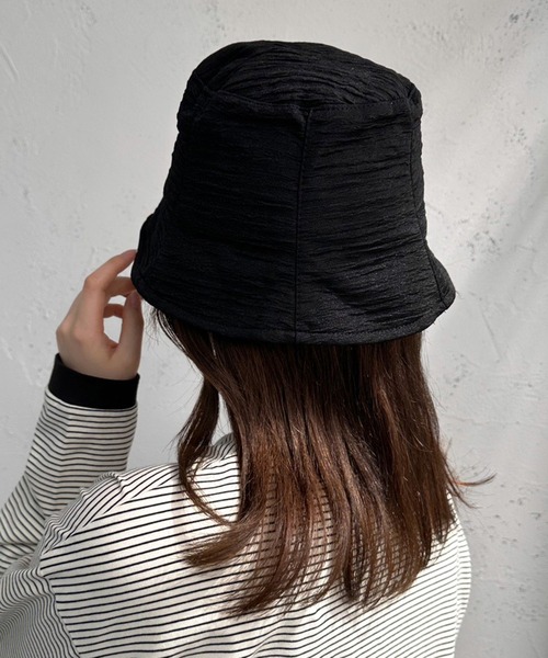 apres jour mignon(アプレジュールミニョン)の「【apresjour mignon×ARIAZ】ジャガードバケットハット(ハット・レディース・ブラック/ライトベージュ・ONESIZE)」の2枚目の写真