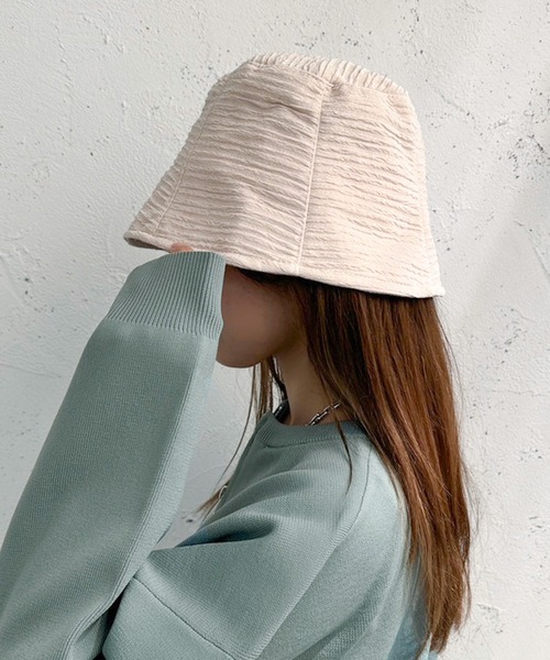 apres jour mignon(アプレジュールミニョン)の「【apresjour mignon×ARIAZ】ジャガードバケットハット(ハット・レディース・ブラック/ライトベージュ・ONESIZE)」の3枚目の写真