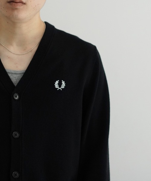 FRED PERRY(フレッドペリー)の「FRED PERRY CLASSIC CARDIGAN(カーディガン/ボレロ・メンズ・ブラック/ネイビー・S)」の8枚目の写真