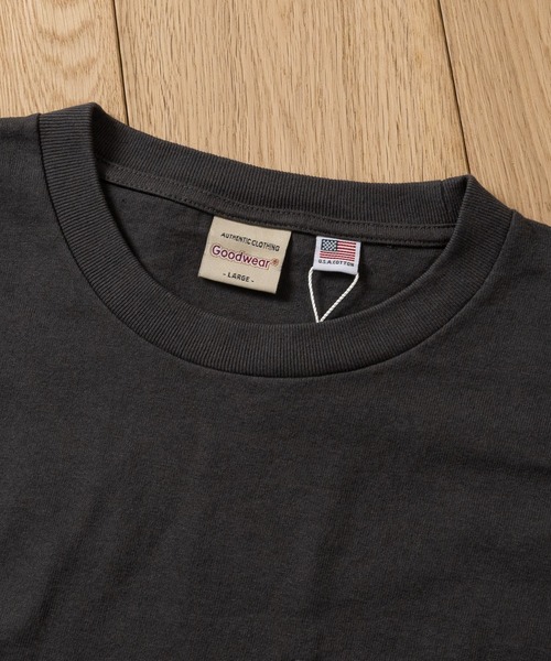 Goodwear(グッドウェア)の「【h】〔Goodwear/グッドウェア〕USAコットン ヘビーウェイト ポケット付き半袖 ビッグTシャツ/無地T(Tシャツ/カットソー・メンズ・ダークグリーン/ペールイエロー/チャコールグレー/ブラック/ネイビー/グレイッシュベージュ/杢グレー/ホワイト/ブルーグレー・LARGE/X-LARGE/MEDIUM)」の18枚目の写真