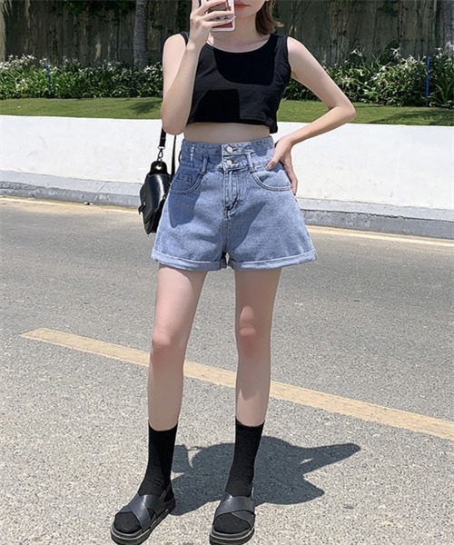 FREE STYLISTS（フリー スタイリスト）の「ロールアップデニムショートパンツ（デニムパンツ・レディース・ホワイト/ブラック/ブルー・L/XL/S/M/2XL）」の13枚目の写真