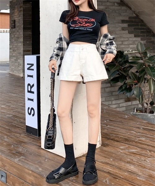 FREE STYLISTS（フリー スタイリスト）の「ロールアップデニムショートパンツ（デニムパンツ・レディース・ホワイト/ブラック/ブルー・L/XL/S/M/2XL）」の6枚目の写真