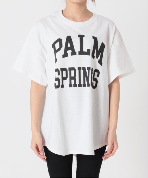 ジャーナルスタンダード／ ラウンドヘムロゴ Tシャツ JOURNAL STANDARD（ジャーナルスタンダード）の「ラウンドヘム