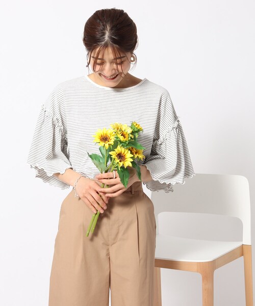 Cutie Blonde（キューティーブロンド）の「◆お袖プチフリル 大人かわいいボーダー柄トップス（Tシャツ/カットソー・レディース・ネイビー系2/ホワイト系その他3・01/02/03）」の6枚目の写真