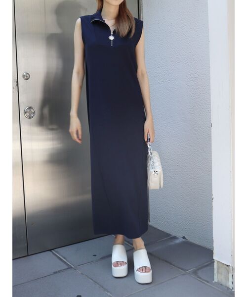 EVRIS（エヴリス）の「チャンキーヒールサンダル（サンダル・レディース・ホワイト/ブラック・SMALL/MEDIUM/LARGE）」の3枚目の写真