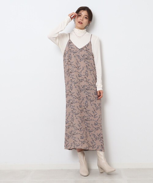 SHOO・LA・RUE（シューラルー）の「◆やわらかく履きやすい 高見え ストレッチブーツ（ブーツ・レディース・サンドベージュ/ブラック/ナチュラル・25/45/35）」の6枚目の写真