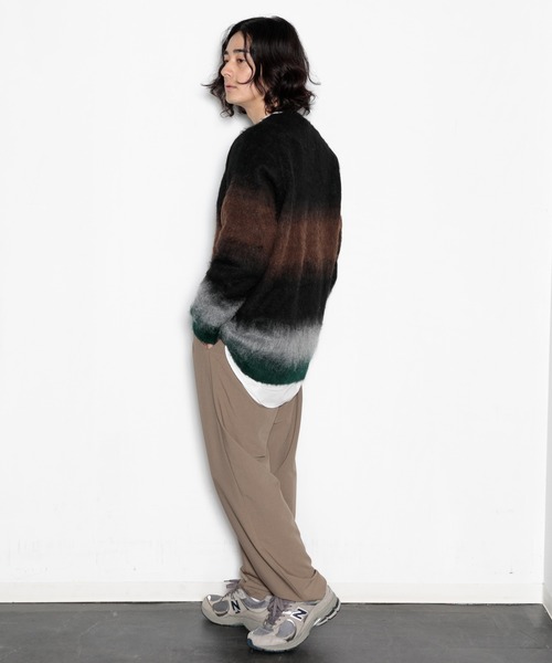 AMERICAN RAG CIE(アメリカンラグシー)の「シャギーグラデーションニットプルオーバー(ニット/セーター・メンズ・ブラウン/グリーン/レッド・L/M)」の14枚目の写真