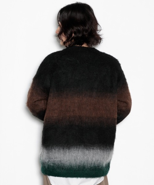 AMERICAN RAG CIE(アメリカンラグシー)の「シャギーグラデーションニットプルオーバー(ニット/セーター・メンズ・ブラウン/グリーン/レッド・L/M)」の8枚目の写真