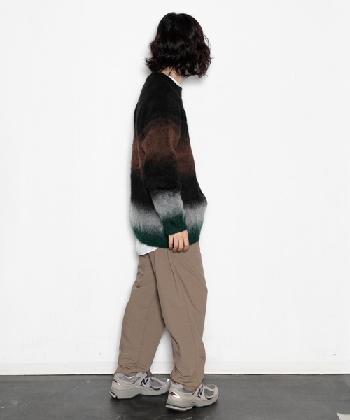 AMERICAN RAG CIE(アメリカンラグシー)の「シャギーグラデーションニットプルオーバー(ニット/セーター・メンズ・ブラウン/グリーン/レッド・L/M)」の16枚目の写真