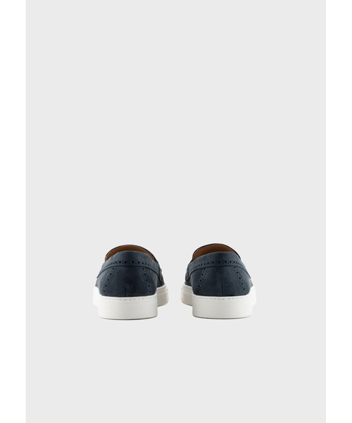 EMPORIO ARMANI（エンポリオアルマーニ）の「【エンポリオ アルマーニ】スリッポン ヌバック製 パーフォレーションディテール（スリッポン・メンズ・ブルー・8/7/6.5/8.5/7.5）」の3枚目の写真