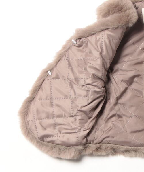 aimoha（アイモハ）の「【aimoha-KIDS-】子供服　かわいいフェイクファーベスト（ベスト・キッズ・ブラウン/ダークグレー/オフホワイト/ピンク/ベージュ・110/80/100/120/90）」の7枚目の写真