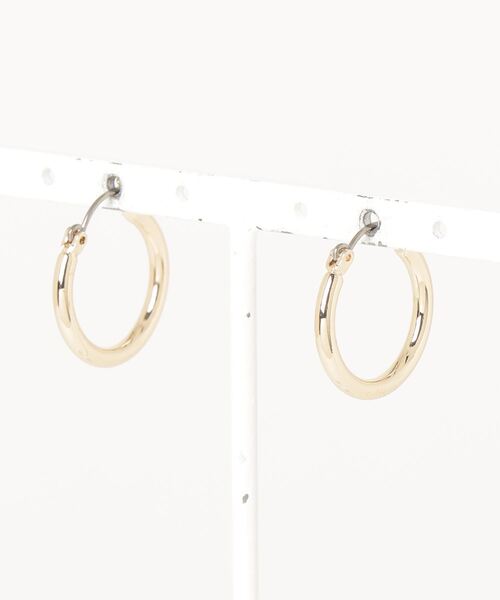 GOLDY（ゴールディ）の「【GOLDY】アッセンブル チャーム アシンメトリー フープ ピアス / 1230101※（ピアス（両耳用）・レディース・シルバー/ゴールド・FREE）」の16枚目の写真