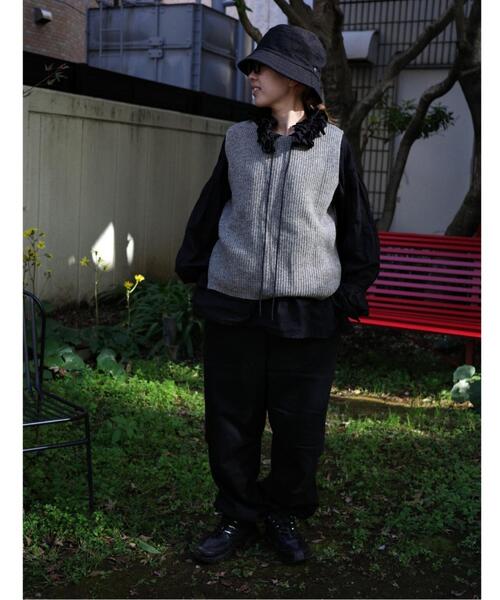 BEAVER（ビーバー）の「B omnivore/ビーオムニボー  シャペウベスト（ニット/セーター・レディース・ブラック/モカ・F）」の8枚目の写真