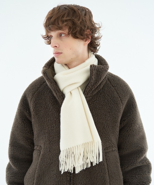 ESTNATION（エストネーション）の「ESTNATION / ソリッドカシミヤマフラー（マフラー・メンズ・ホワイト/チャコールグレー/ライトグレー/ブラック/ネイビー/グリーン/ブルー・FREE）」の2枚目の写真
