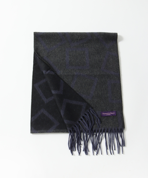EDIFICE（エディフィス）の「【Seaward & Stearn / シーワード & スターン】BIG GEOMETRIC CASHMERE STOLE（マフラー・メンズ・レッド/ブラック・FREE）」の3枚目の写真